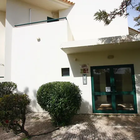 Apartamento Urbanizacao Alto Dos Calicos *